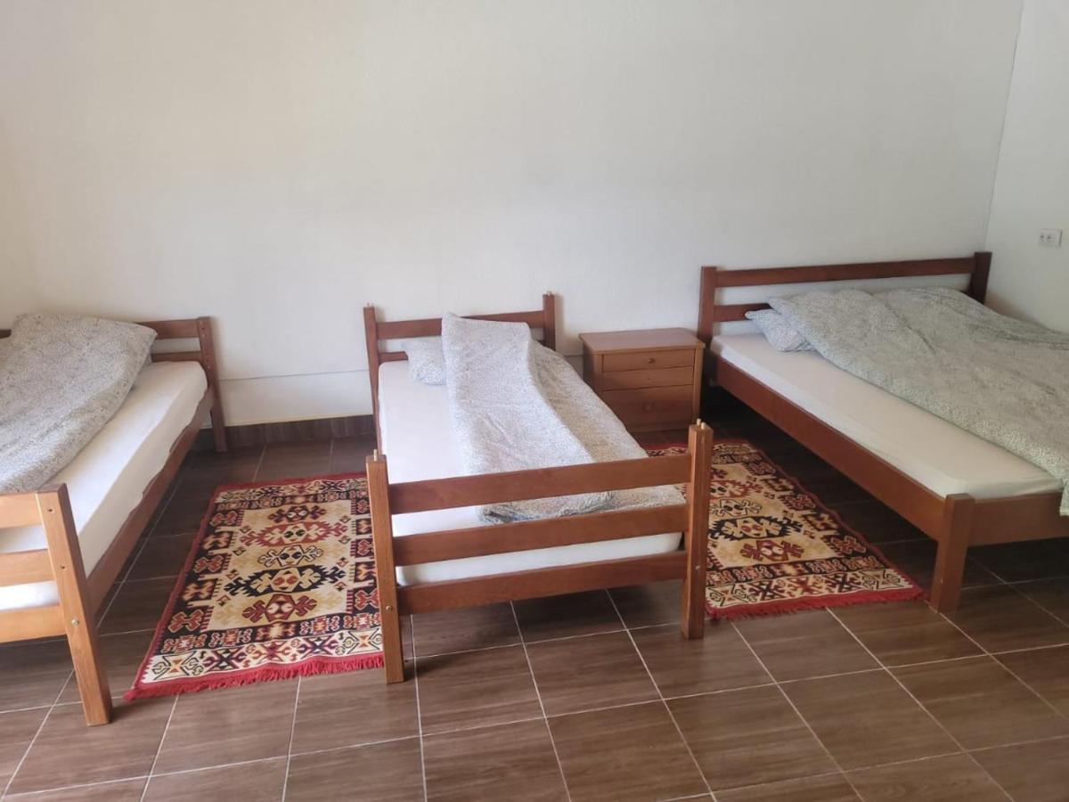 Vuthaj Lola Guest House מראה חיצוני תמונה