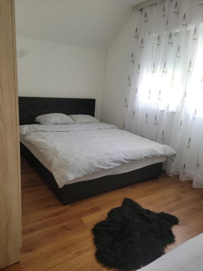 Vuthaj Lola Guest House מראה חיצוני תמונה