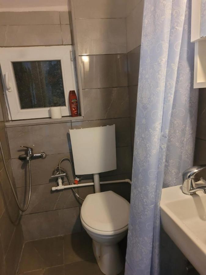 Vuthaj Lola Guest House מראה חיצוני תמונה