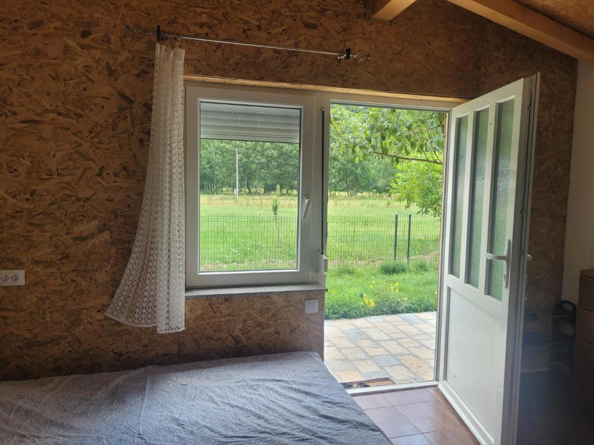 Vuthaj Lola Guest House מראה חיצוני תמונה