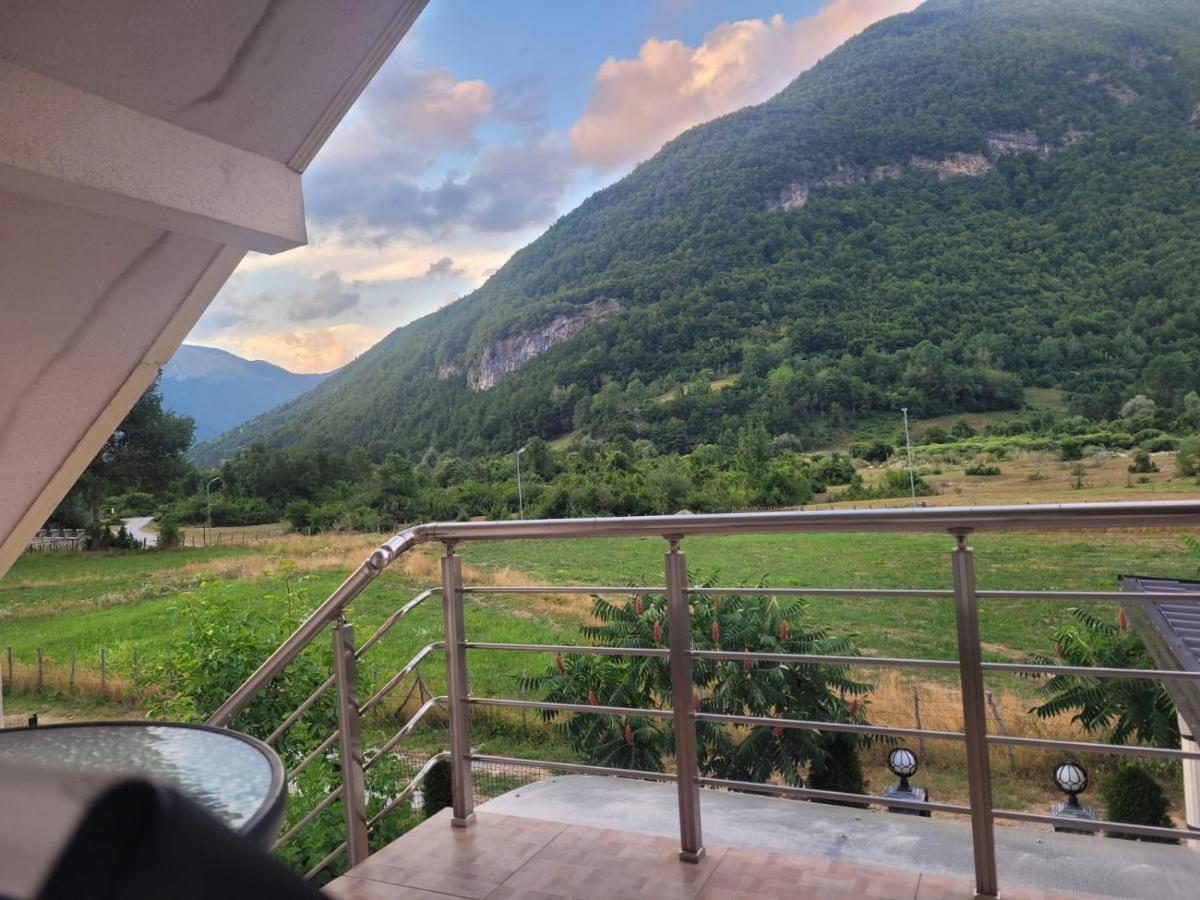 Vuthaj Lola Guest House מראה חיצוני תמונה
