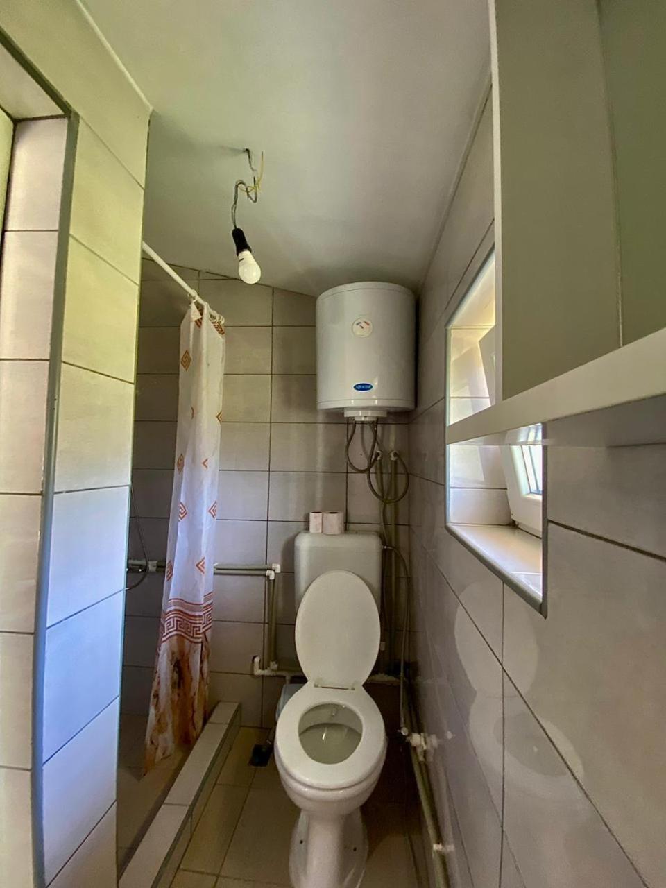 Vuthaj Lola Guest House מראה חיצוני תמונה