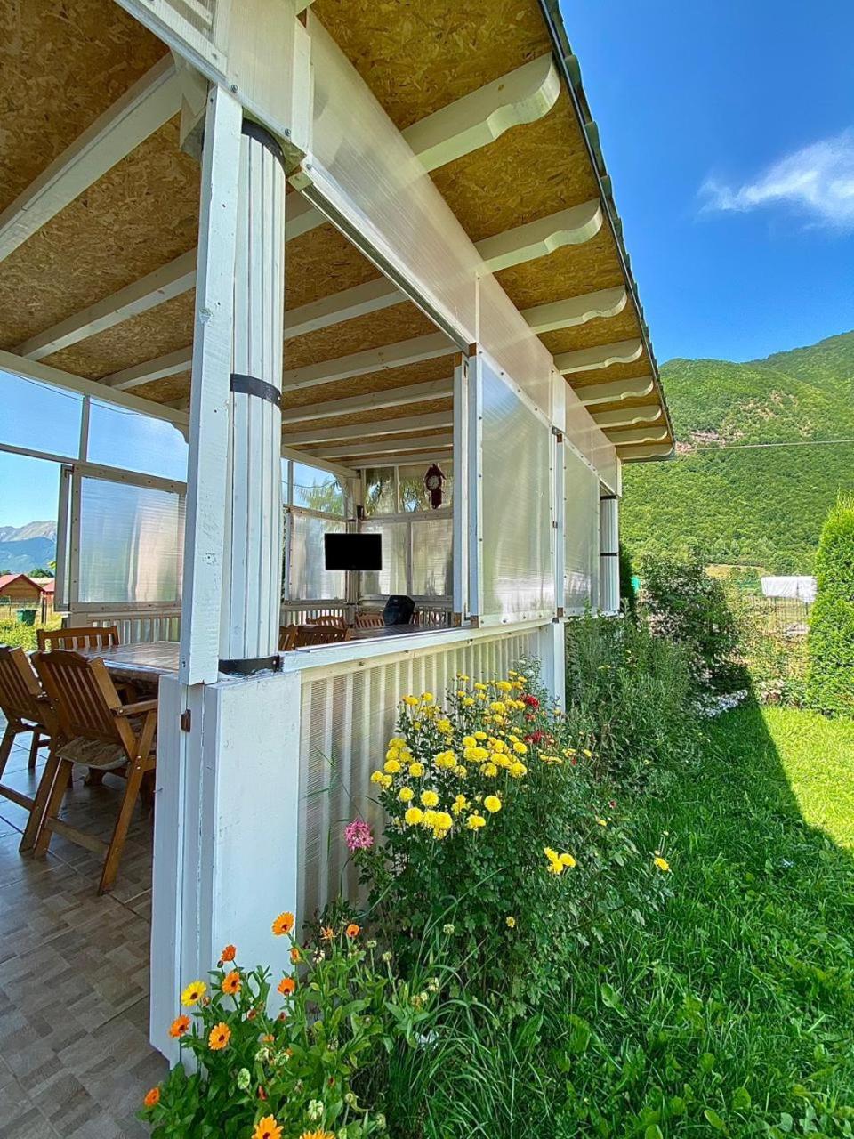Vuthaj Lola Guest House מראה חיצוני תמונה