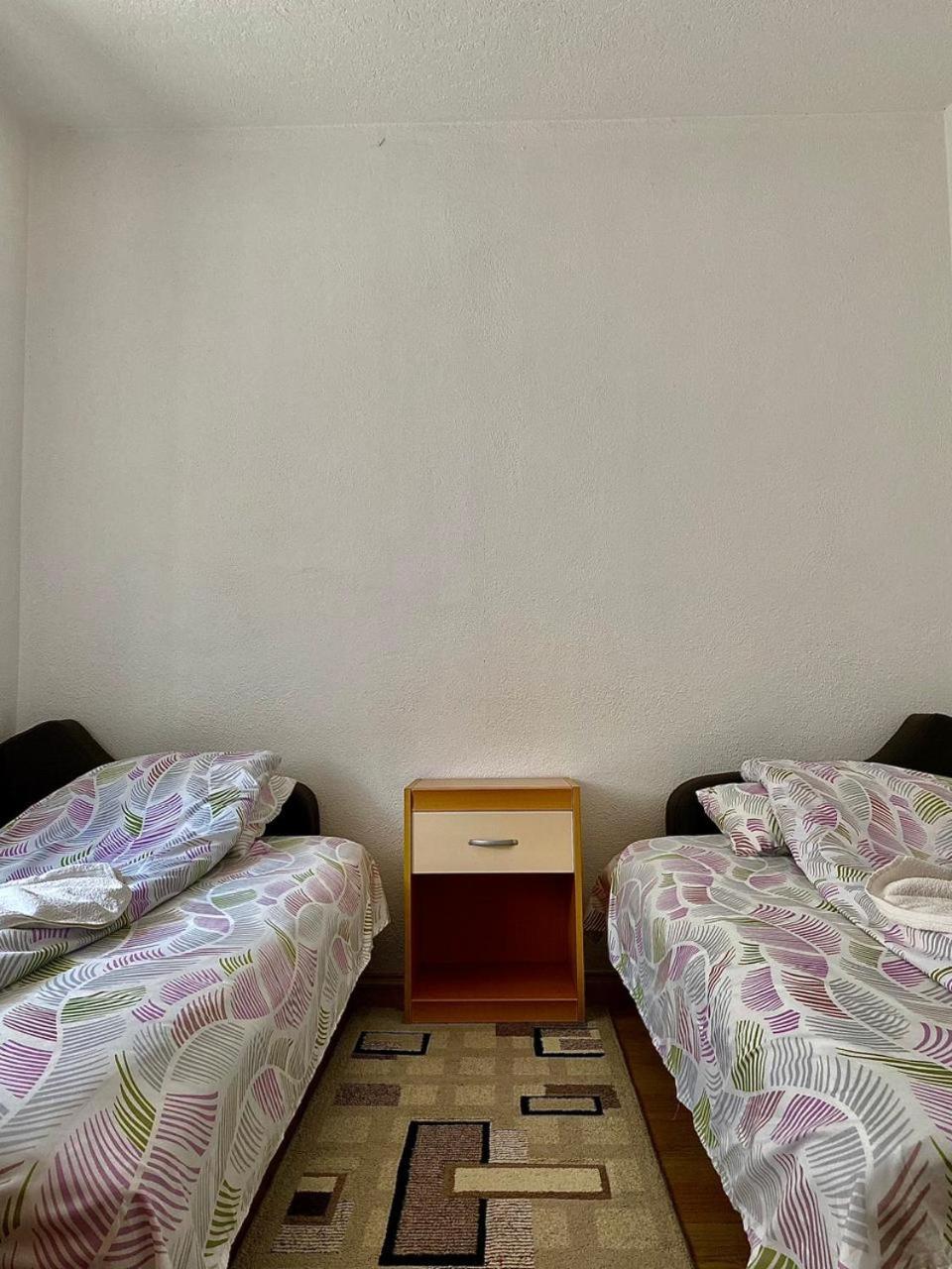 Vuthaj Lola Guest House מראה חיצוני תמונה