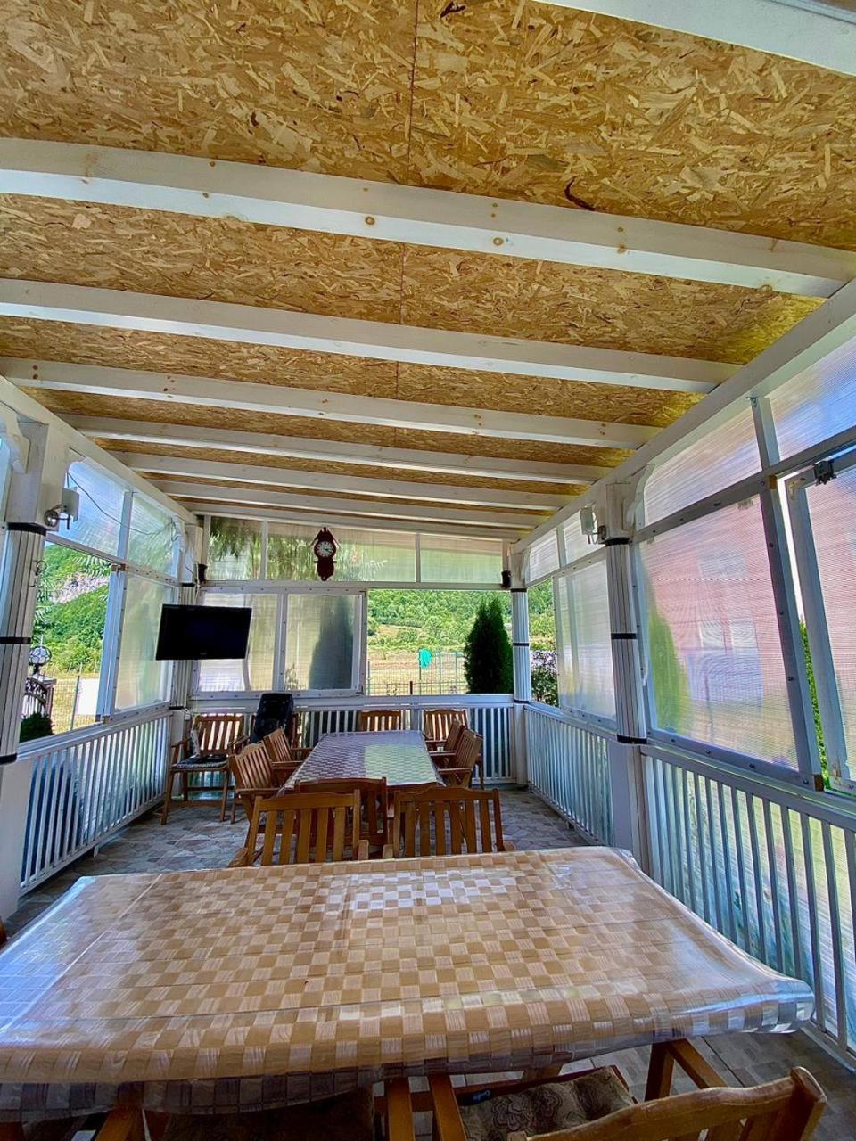 Vuthaj Lola Guest House מראה חיצוני תמונה