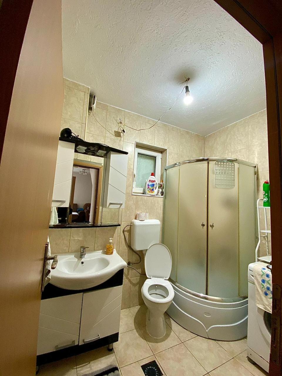 Vuthaj Lola Guest House מראה חיצוני תמונה